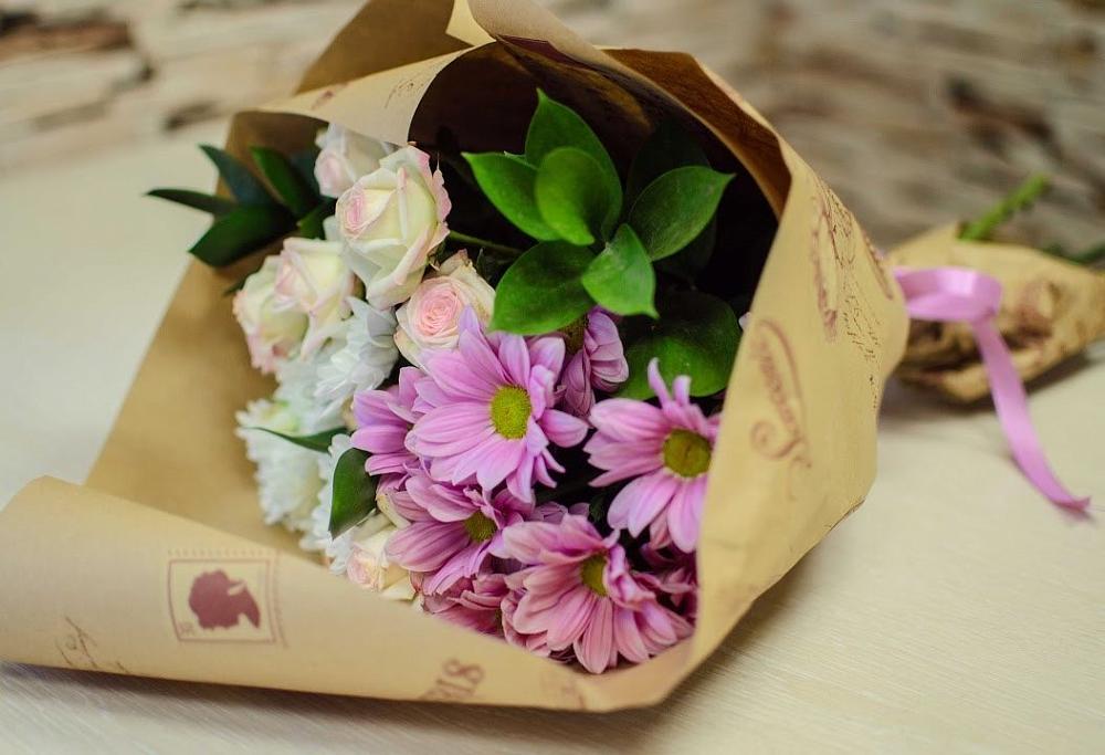 Букет цветов из: Розы и Хризантемы в Краснослободске Волгоградской области